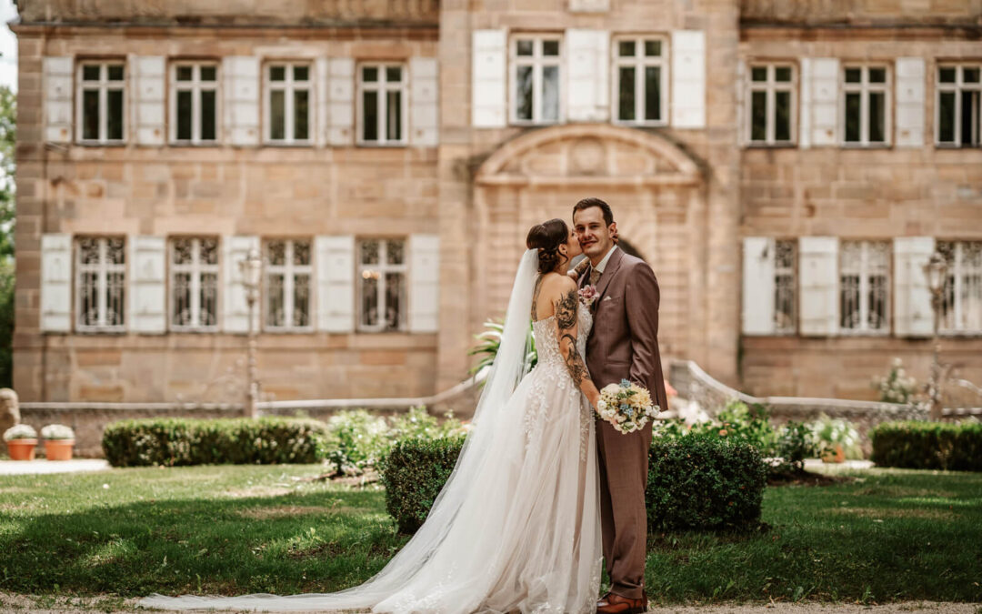 Brautpaar im Schlossgarten